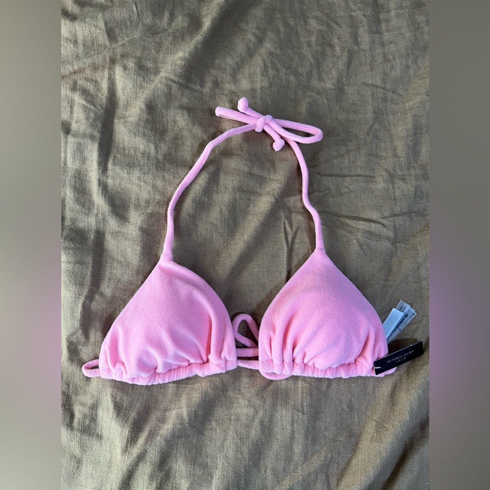 NWT. Victoria’s Secret Swim Top!